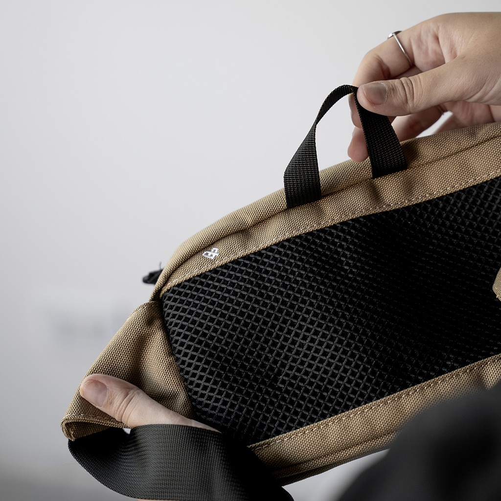 RIÑONERA - FRONT PATCH BROWN