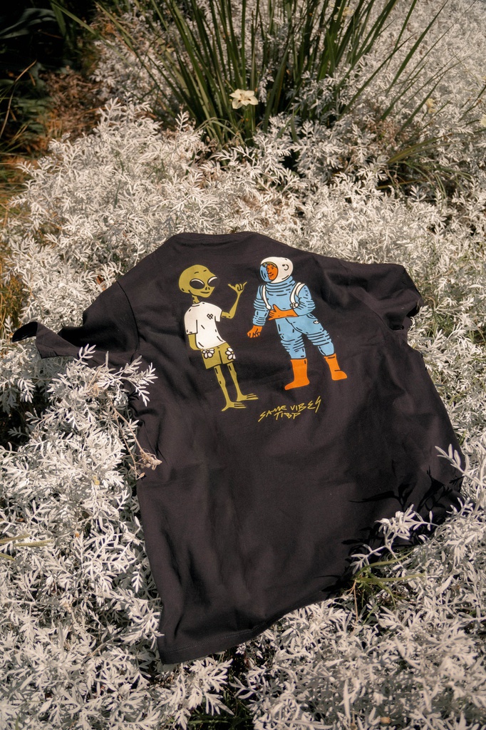 REMERA MC - SAME VIBES