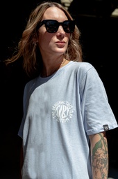 [031215F43] REMERA MC - SWELLS